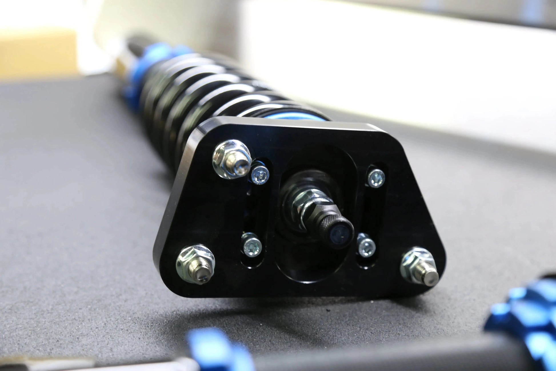 Ford Mustang 79-89 Innovative Series Coilover Scale Suspension